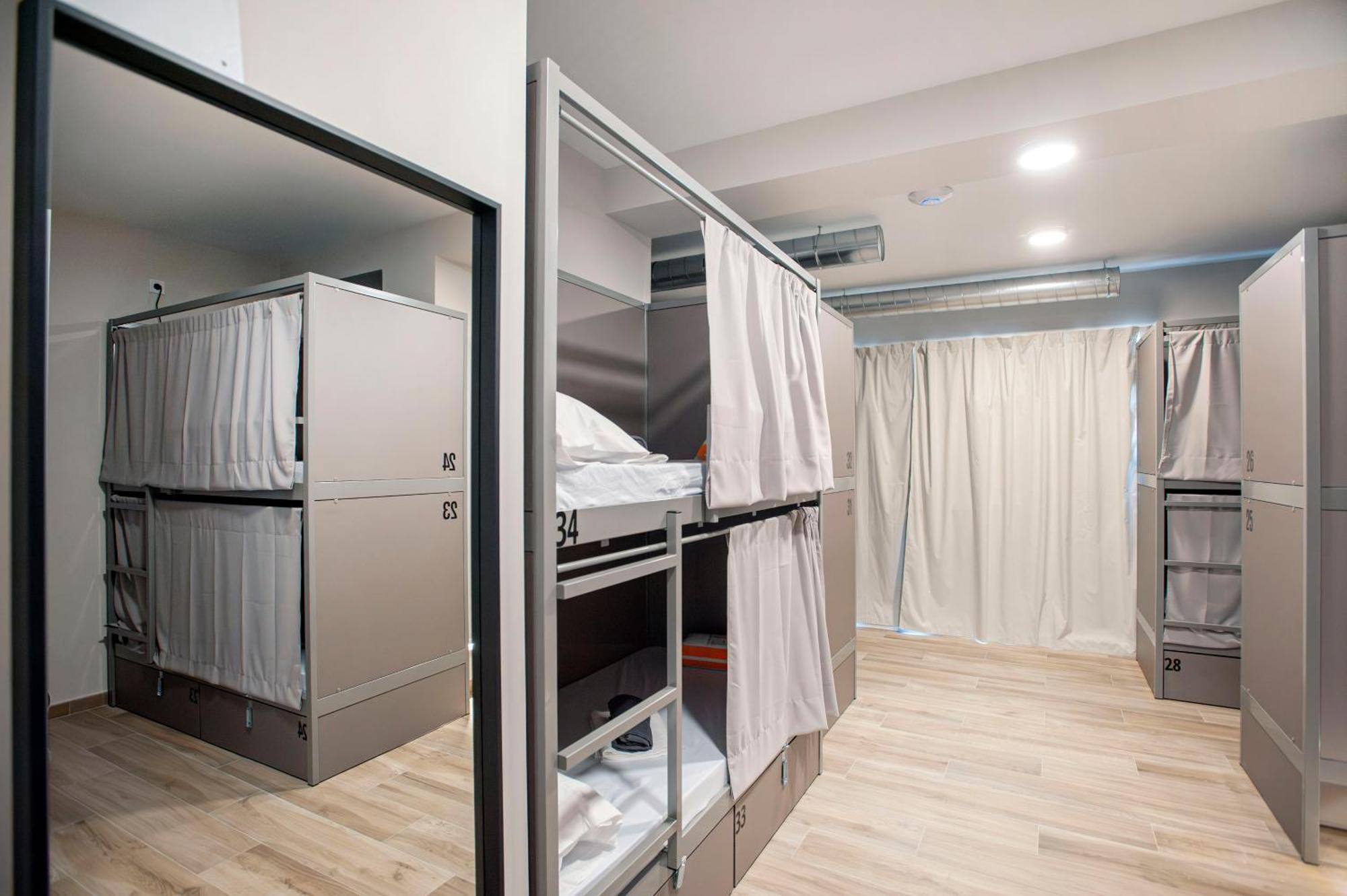 Hostel Dos Estaciones - Free Towels, Coffee & Tea, Remote Check-In Αλικάντε Εξωτερικό φωτογραφία